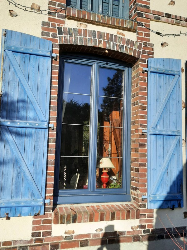 Installer une fenêtre fixe mixte Bois / Aluminium proche de Le Neubourg 27110
