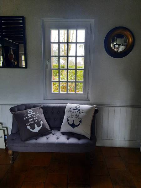 Pose menuiserie bois gamme Beaulieu LEROY FERMETURES