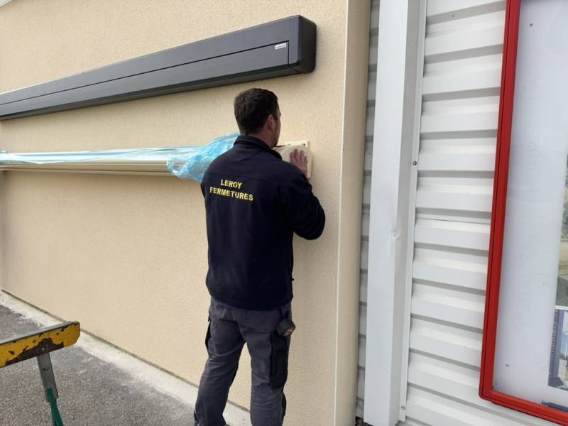 éclairage led store banne bras articulés winsol