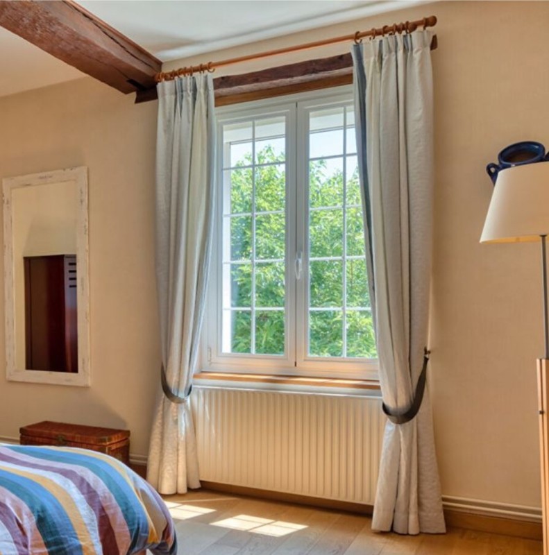 Fourniture et pose de volet roulant sur cette belle maison en Normandie dans l'Eure à côté du Neubourg 27110