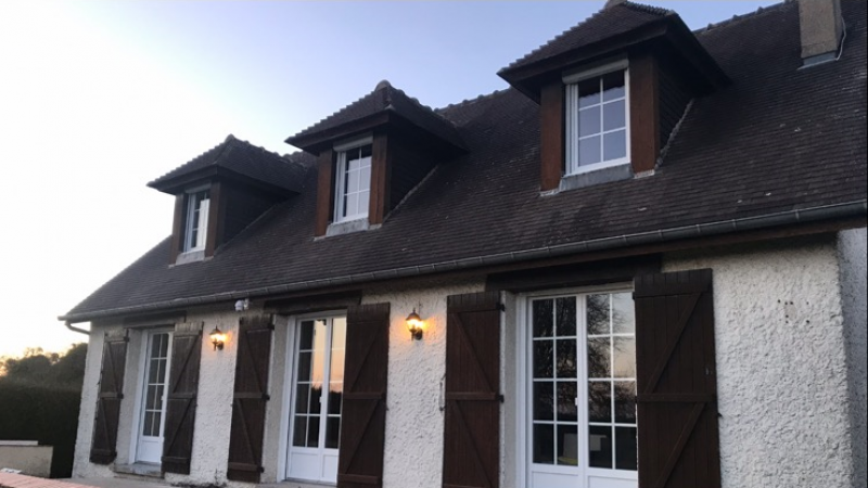 Remplacement fenêtre en bois par des fenêtres en PVC oscillo-battante à Bernay 27 proche du Le Neubourg.