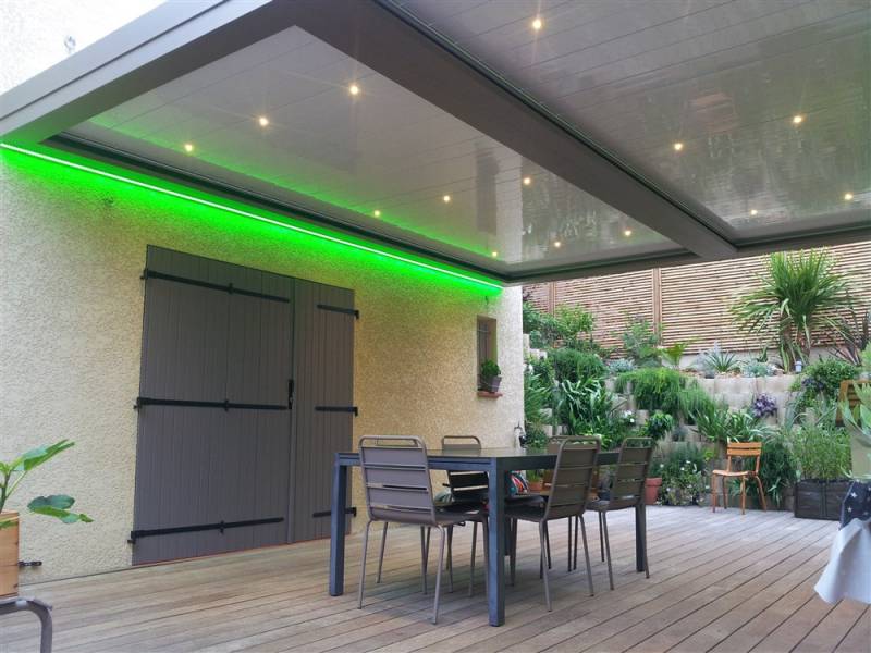 Profiter de votre extérieur tout au long de l'année avec nos différents modèle de pergola.