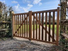 Leroy Fermetures -  Artisan spécialisé dans la pose de volets coulissants en PVC résistant aux intempéries à Brionne près de Bernay 27300