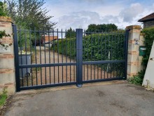 Leroy Fermetures -  Entreprise spécialisée dans la vente et la pose de fenêtre sur mesure près de Beaumont-le-Roger dans l'Eure