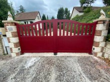 Leroy Fermetures -  Où trouver un menuisier près de Beaumont-le-Roger dans l'Eure pour l'installation de fenêtres double vitrage ?